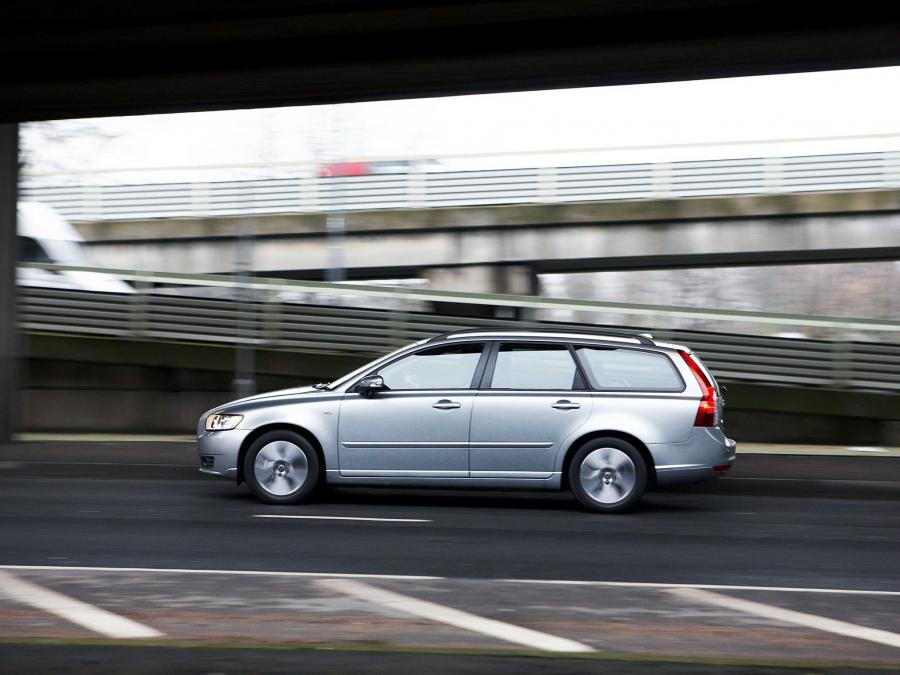  Volvo V50 DRIVe 2009 года  (UK) (фото 5 из 15)